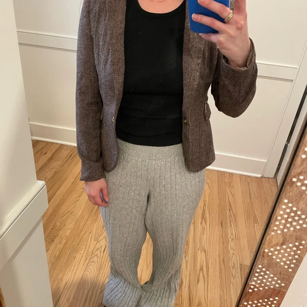 H&M Brown and Gold Blazer with Modern Tailoring - Picture 3 of 6